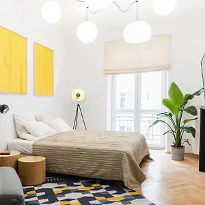https://warsaw-concierge-koneser.warsawhotelspoland.com