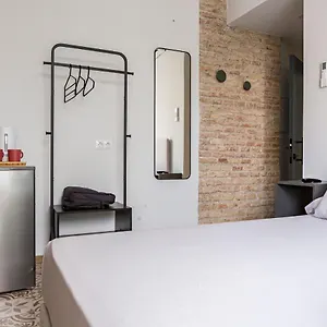 https://valentin-suites.es-andalucia.com